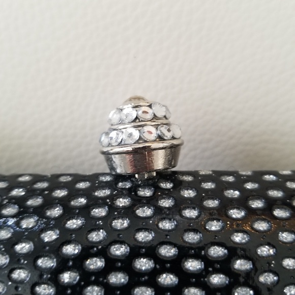 Mini Crossbody Evening Purse. - Picture 3 of 4